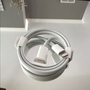 Genuine Apple USB-C to lightening cable